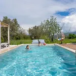 Vilă Villa Kalligoni